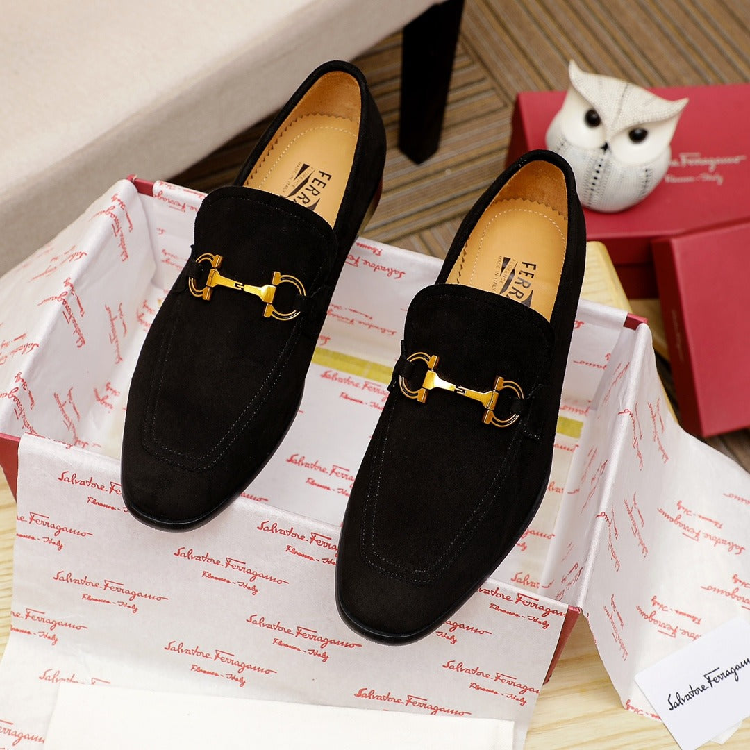 Черни обувки Ferragamo