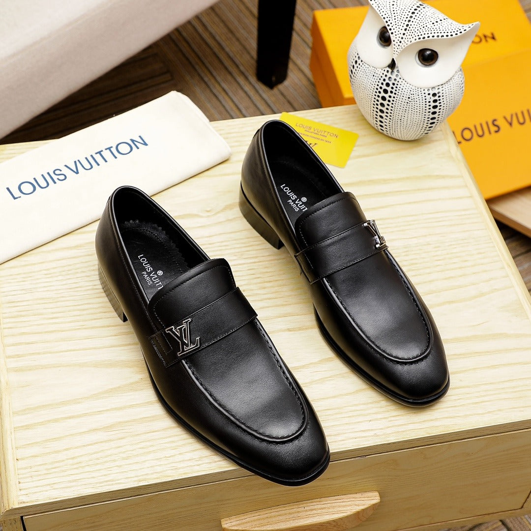 Черни обувки Louis Vuitton