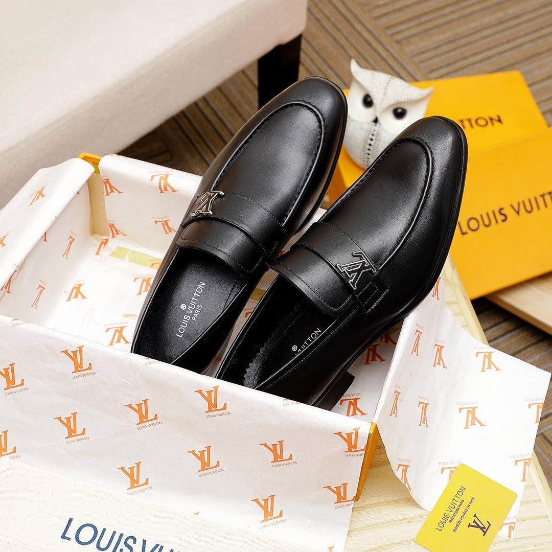 Черни обувки Louis Vuitton