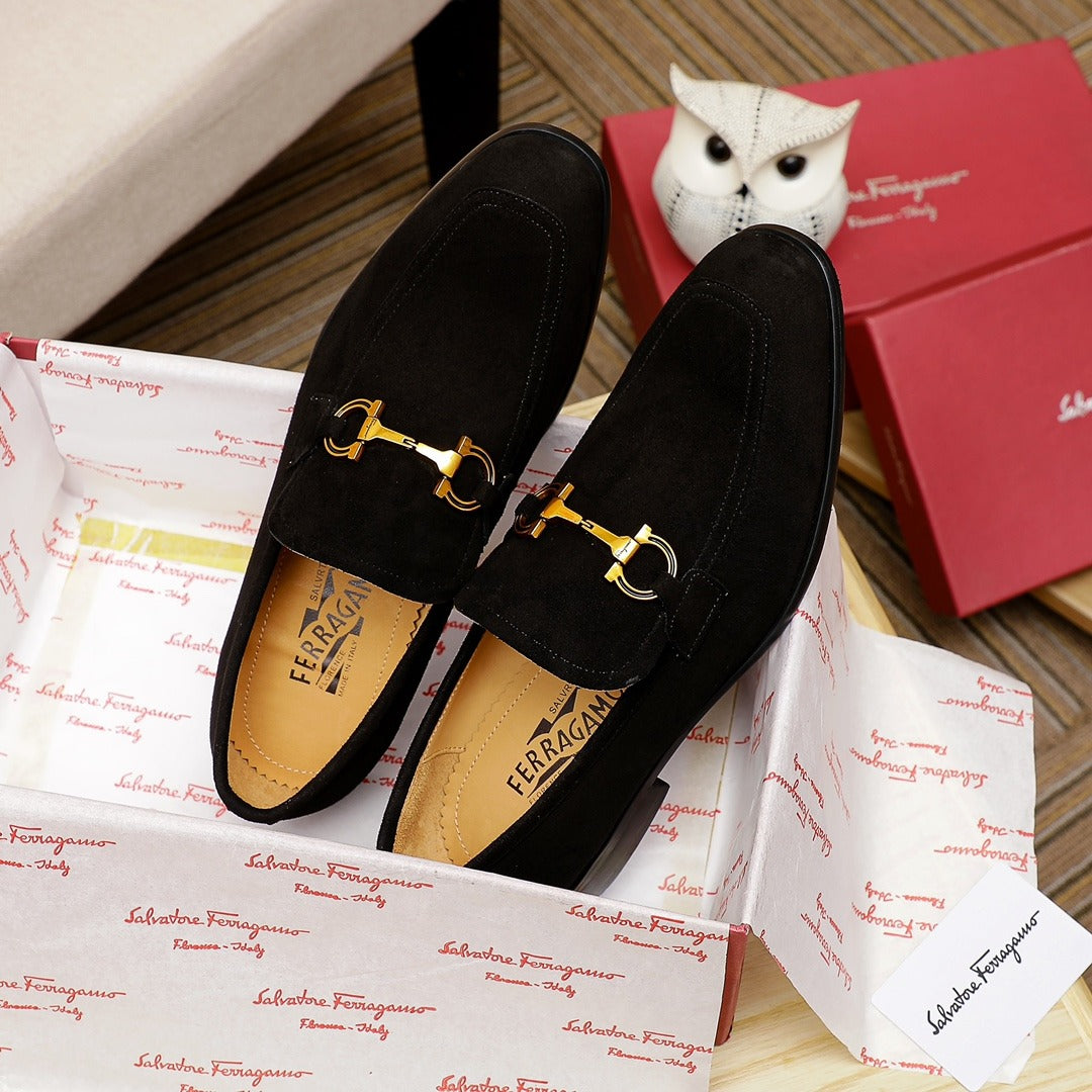 Черни обувки Ferragamo
