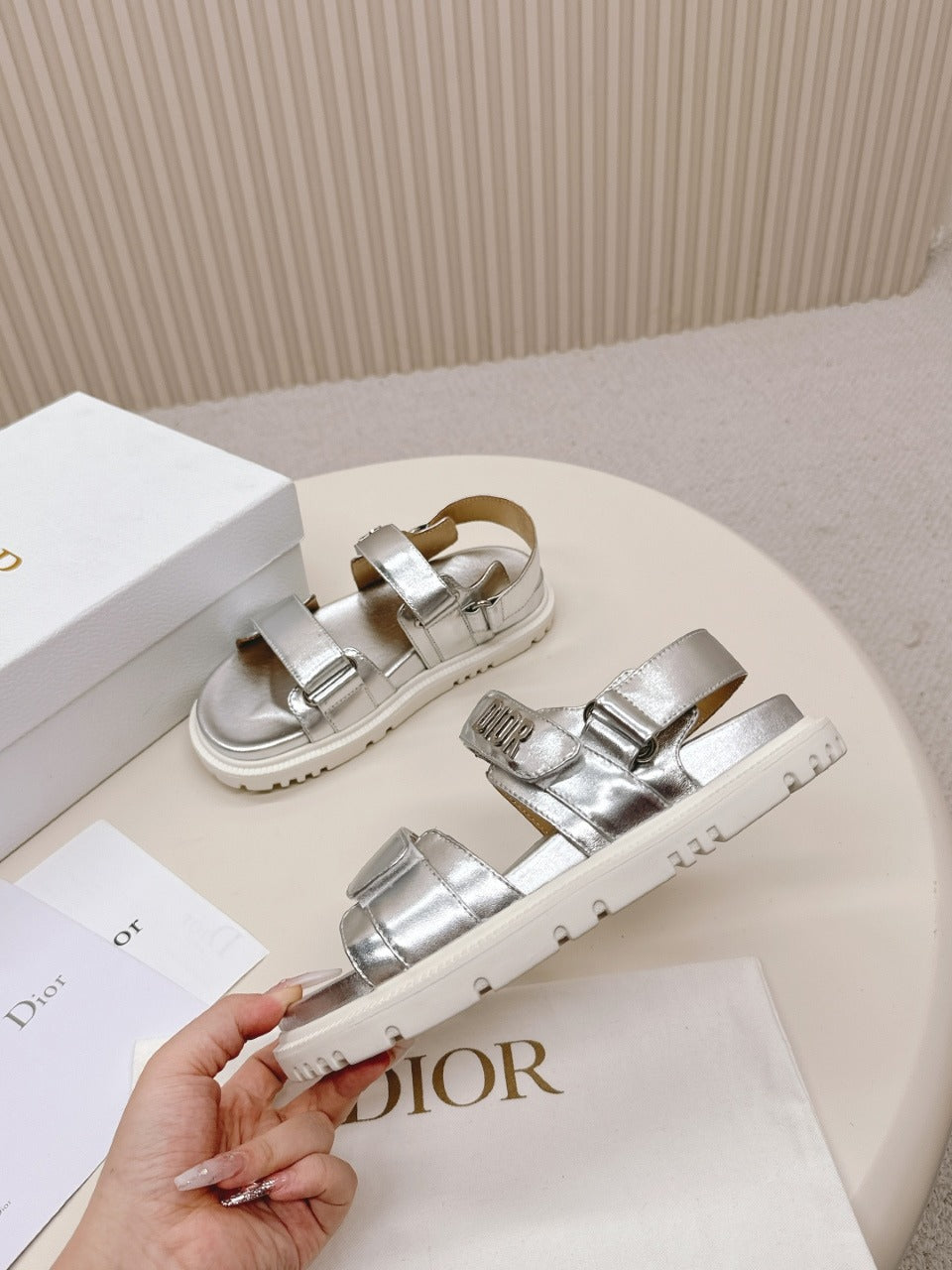 Сребърни сандали Dior