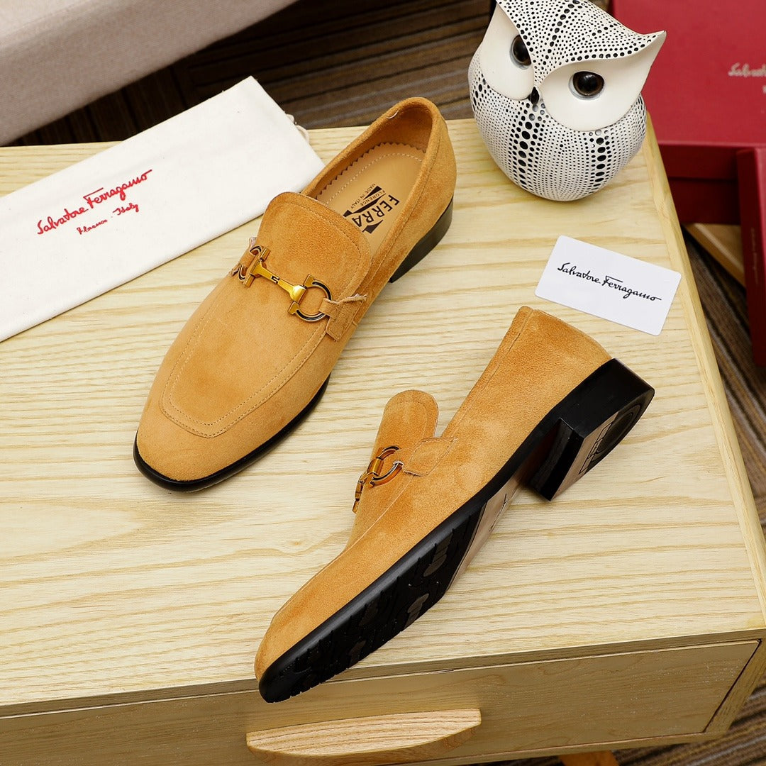 Обувки Ferragamo бежови