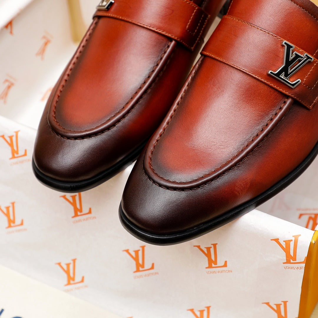 Кафяви обувки Louis Vuitton