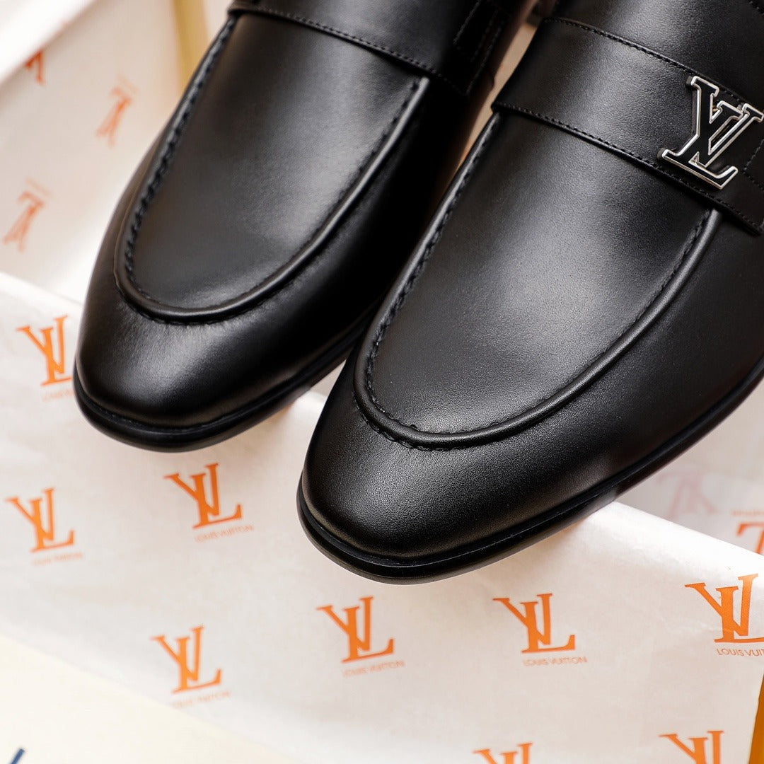 Черни обувки Louis Vuitton