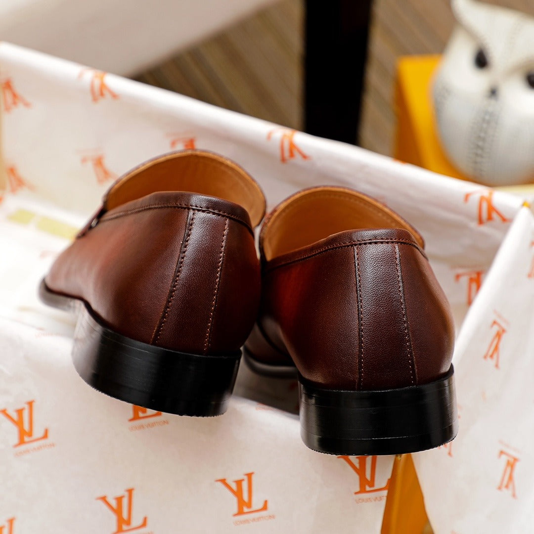 Кафяви обувки Louis Vuitton