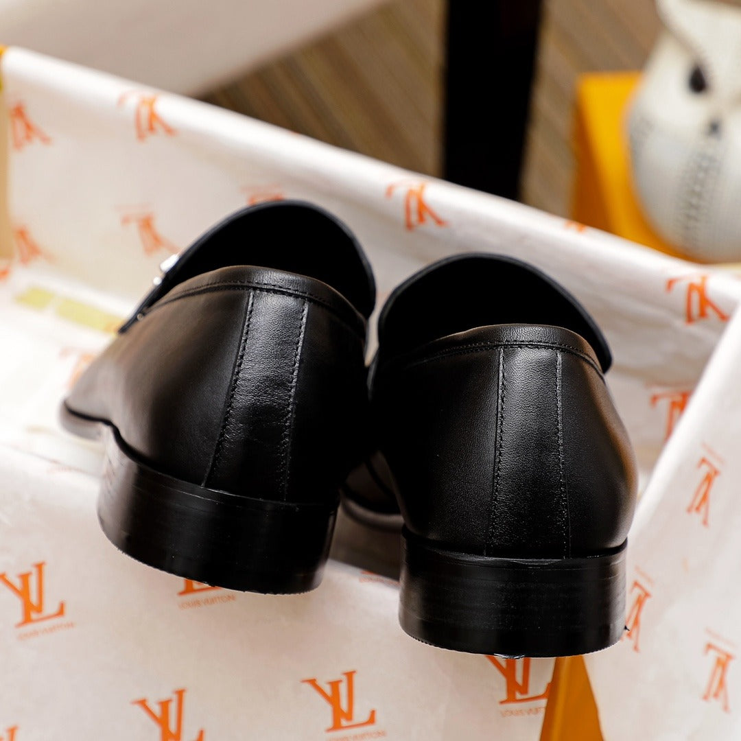 Черни обувки Louis Vuitton
