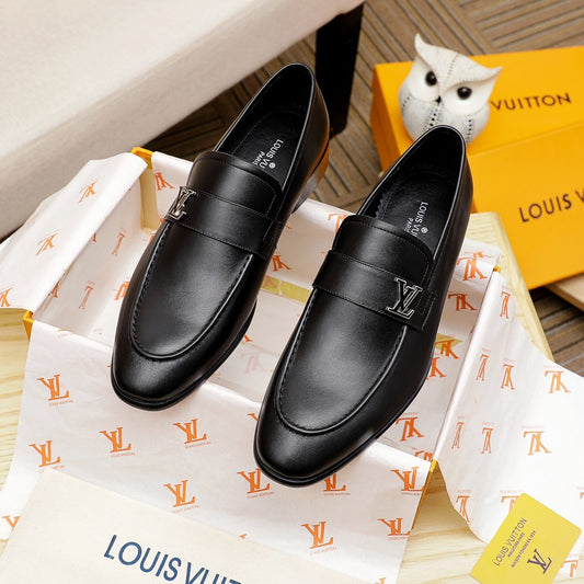 Черни обувки Louis Vuitton