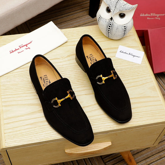 Черни обувки Ferragamo