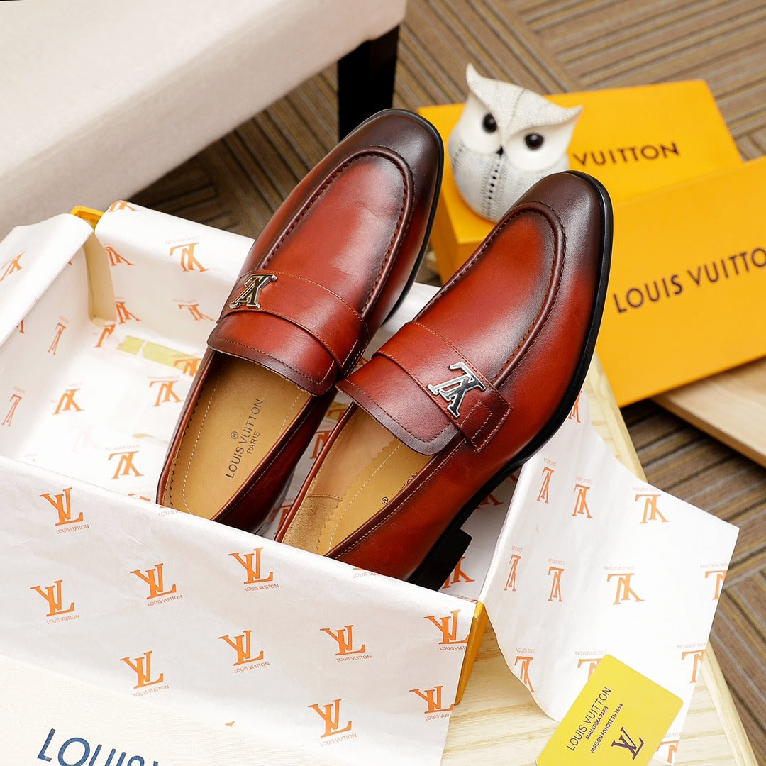 Кафяви обувки Louis Vuitton
