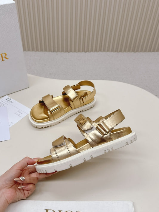 Златни сандали Dior