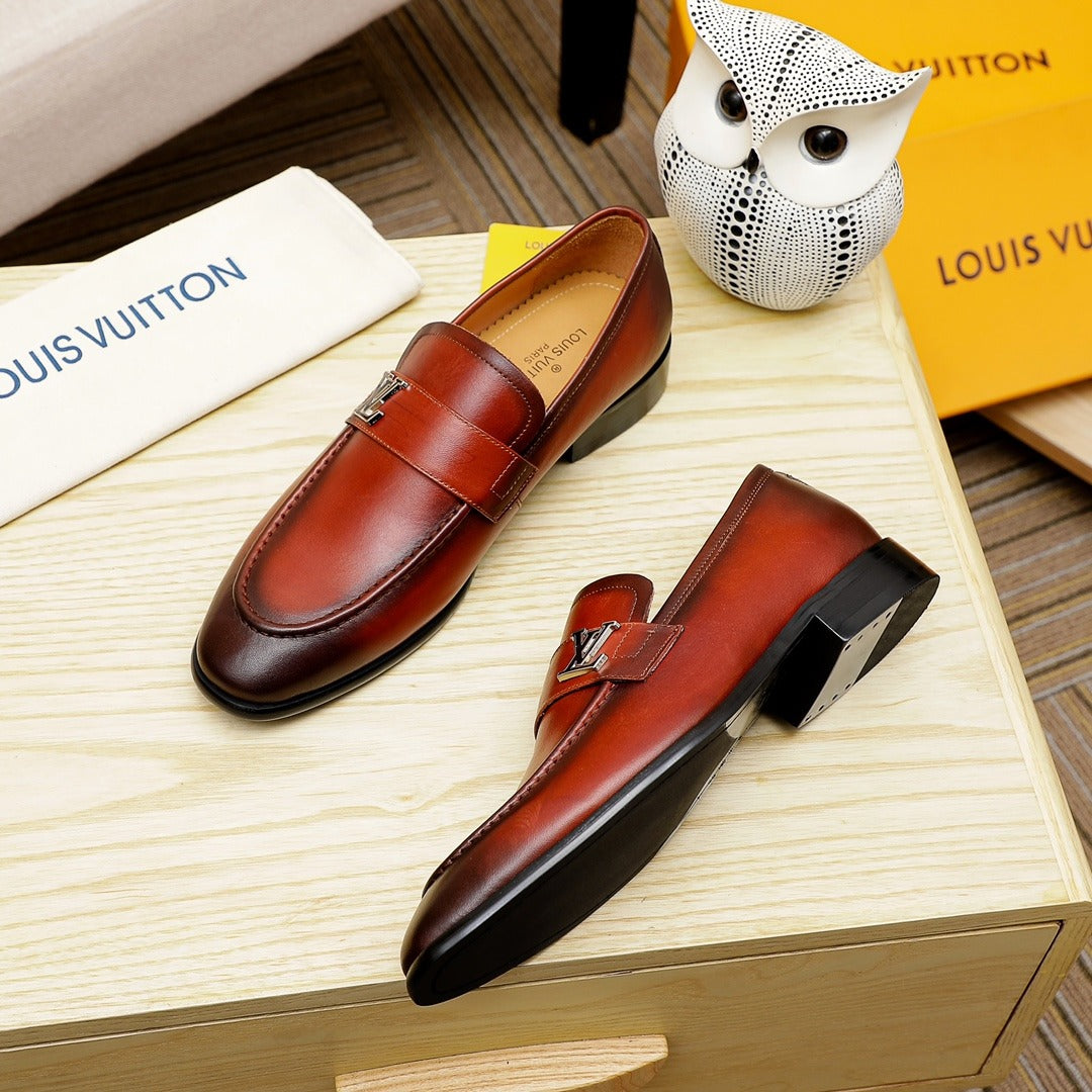 Кафяви обувки Louis Vuitton