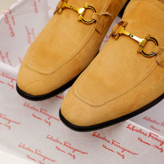 Обувки Ferragamo бежови